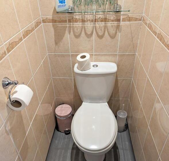 پانسیون The George Guest House