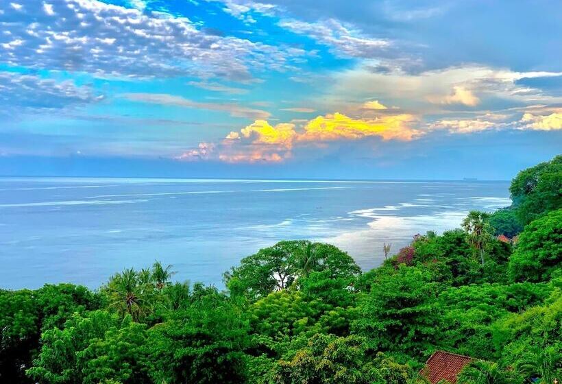 بنسيون Titi Sedana Homestay