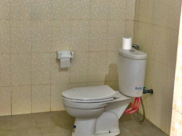 بنسيون Titi Sedana Homestay