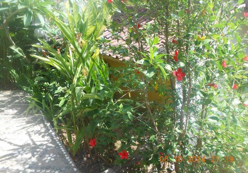 بنسيون Titi Sedana Homestay