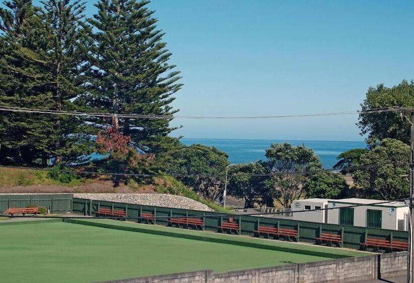 Raumati Sands Resort