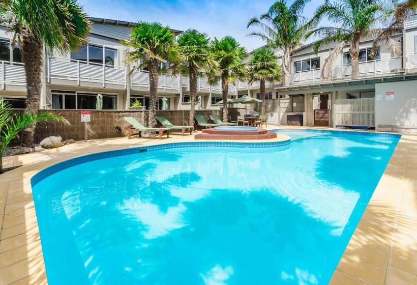 Raumati Sands Resort