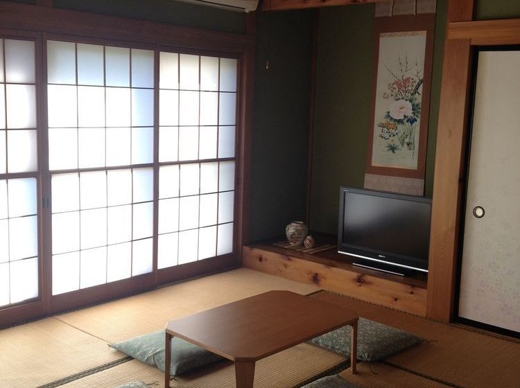 Stay Nikko Guesthouse – Hostel