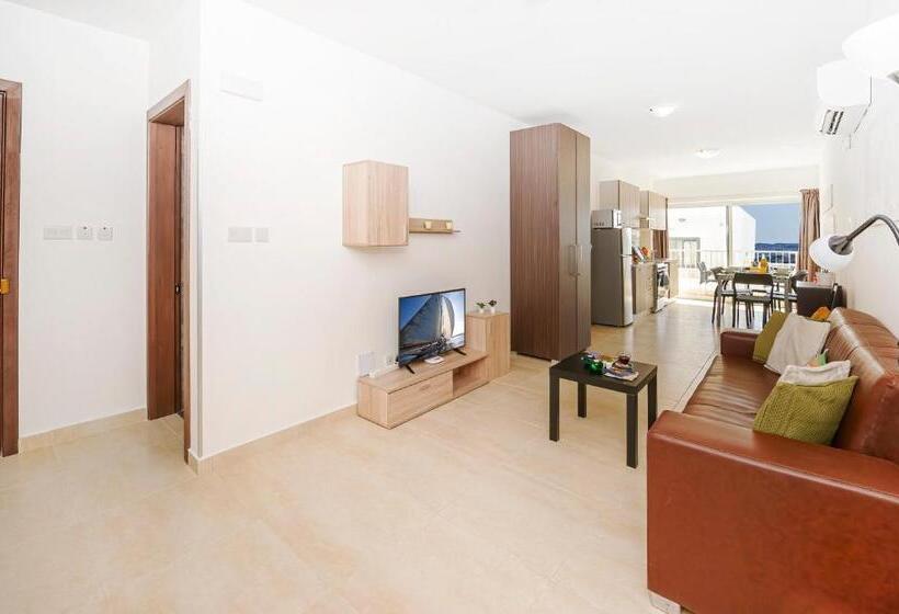 Summer Breeze Comfort Sunny Apartments Close To The Sandy Beaches By Getawaysmalta
