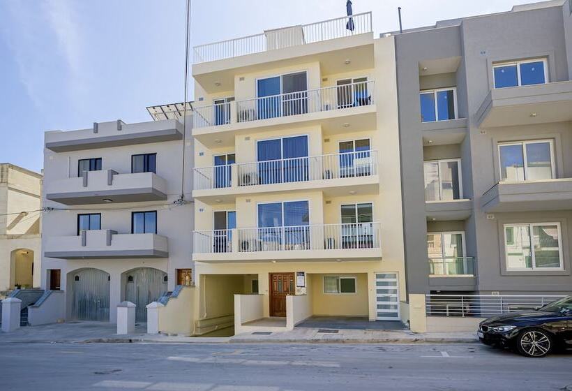 Summer Breeze Comfort Sunny Apartments Close To The Sandy Beaches By Getawaysmalta