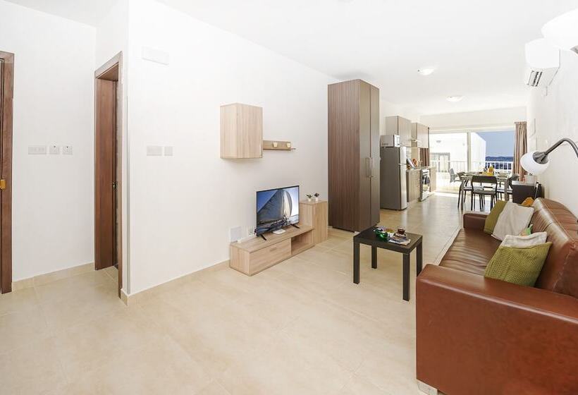Summer Breeze Comfort Sunny Apartments Close To The Sandy Beaches By Getawaysmalta