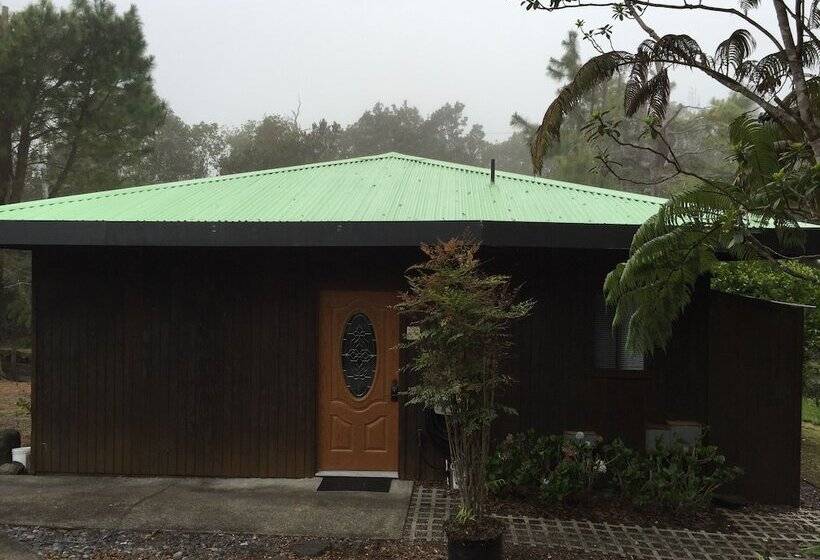 Volcano Acres Ranch B&b