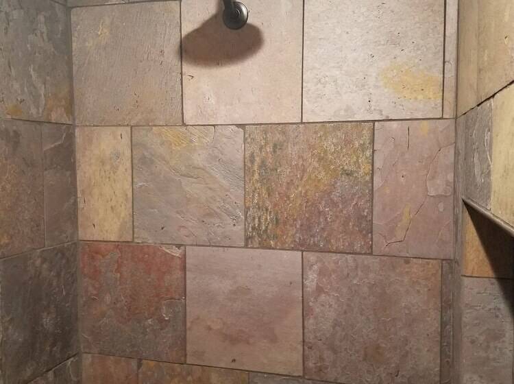 Volcano Acres Ranch B&b