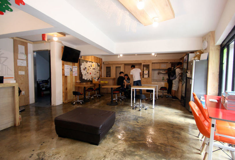 Grape Garden House  Hostel