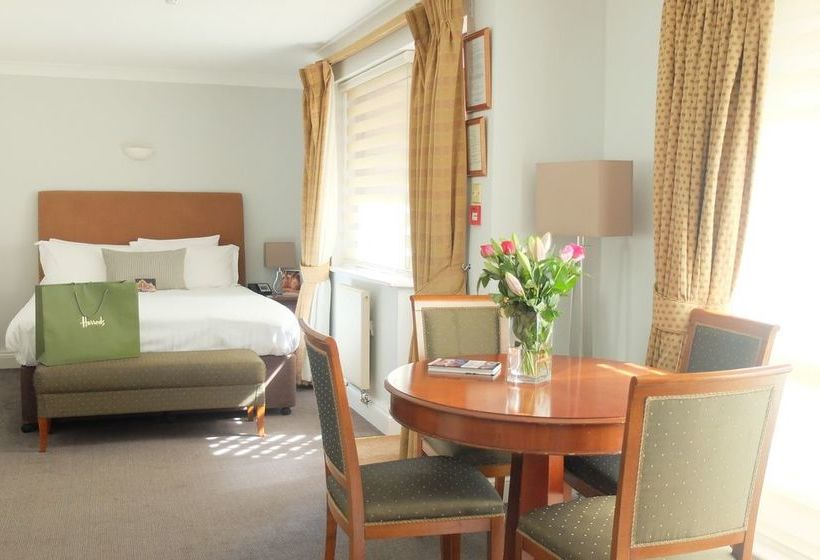 Basil Street Apartments