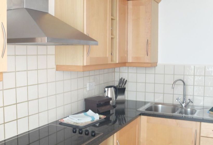 Basil Street Apartments