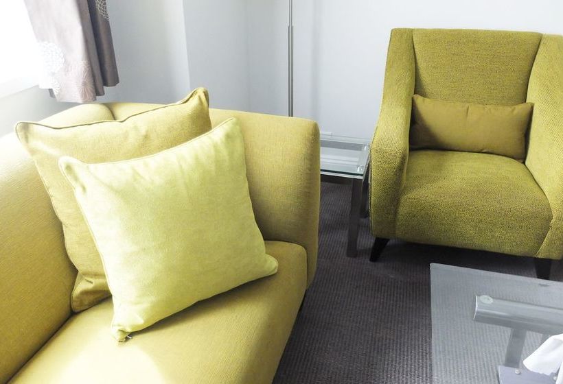 Basil Street Apartments