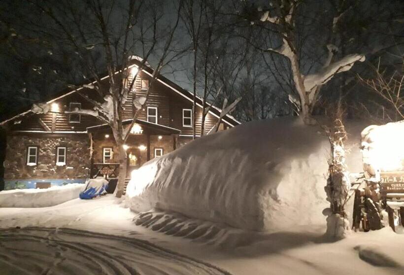 مبيت وإفطار Bistare Kana