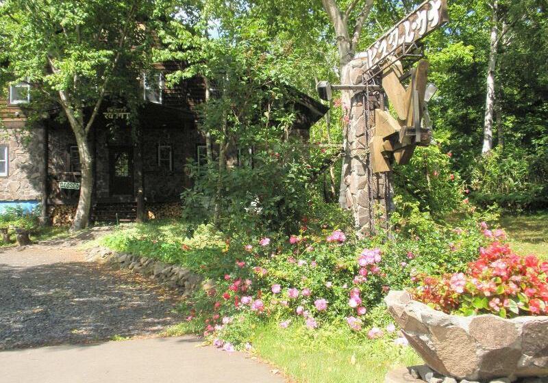 مبيت وإفطار Bistare Kana