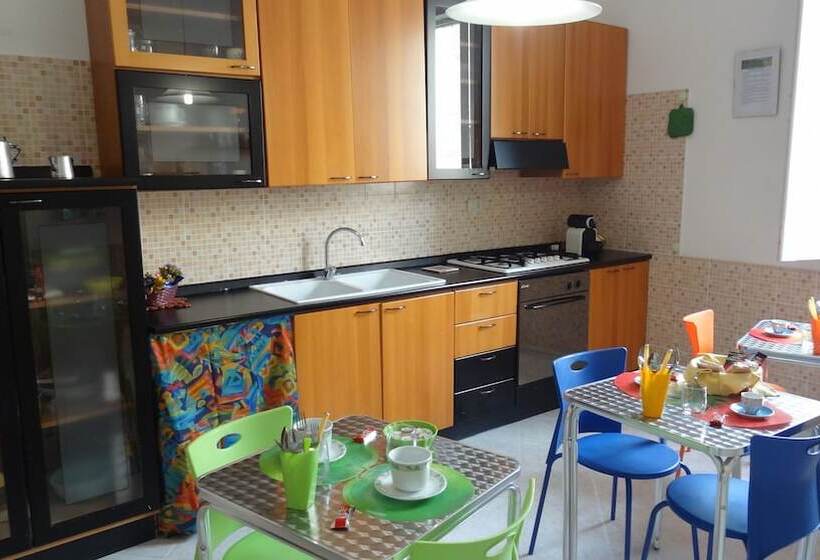 تختخواب و صبحانه Casa Melone Giallo