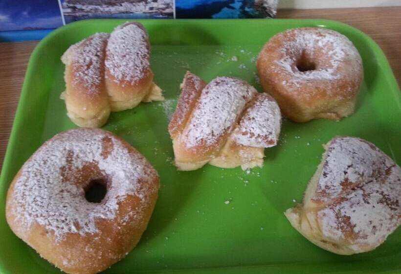 تختخواب و صبحانه Casa Melone Giallo