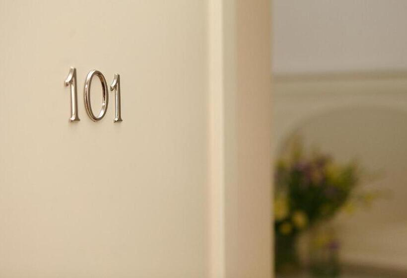 ベッドアンドブレックファースト Casa Vacanze Woodhouse