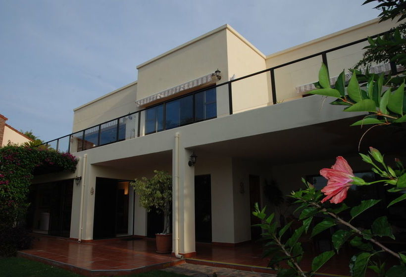 تختخواب و صبحانه Galini Exclusive Homestay