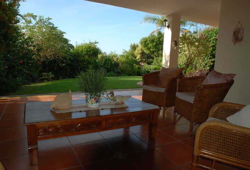 تختخواب و صبحانه Galini Exclusive Homestay