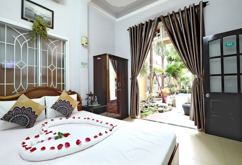 تختخواب و صبحانه Green Garden Homestay