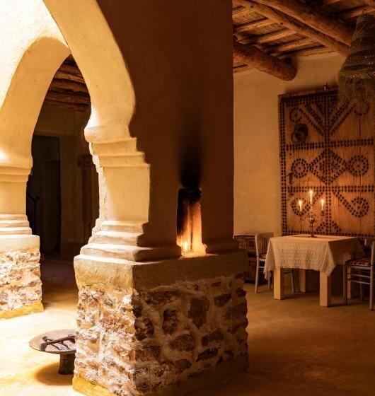 مبيت وإفطار Kasbah Tebi