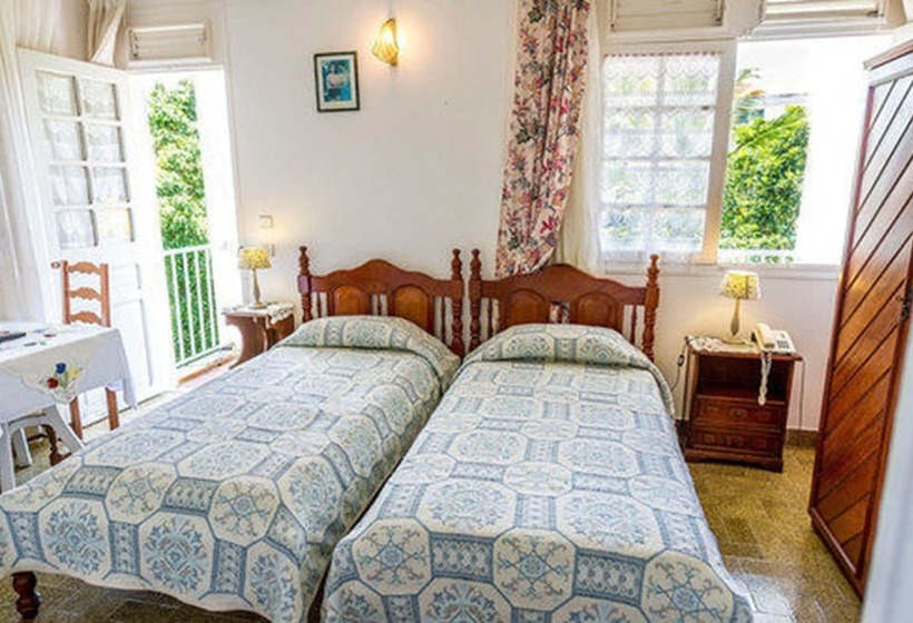 민박 Les Chambres D'hotes De La Villa Cayol