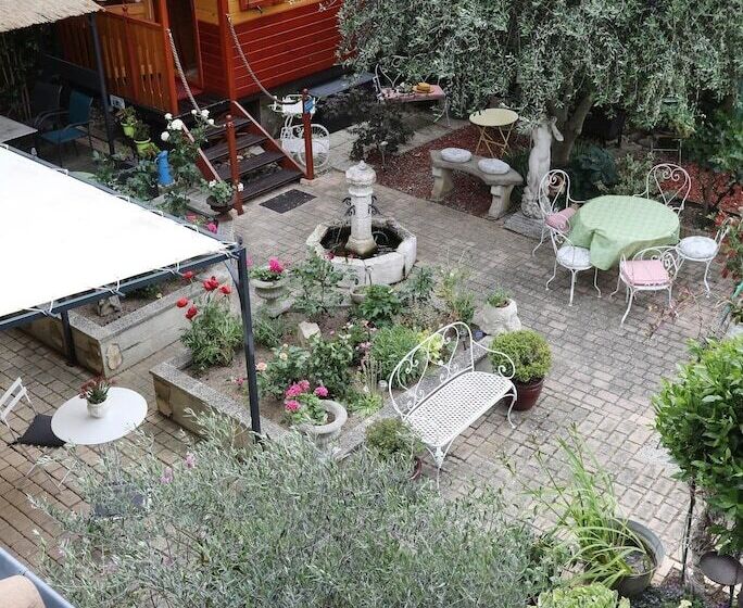 مبيت وإفطار Maison D Hôtes Et Roulotte Le 6 Bis