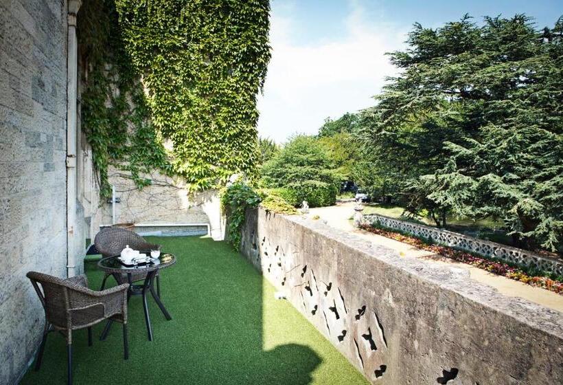 مبيت وإفطار Manor By The Lake