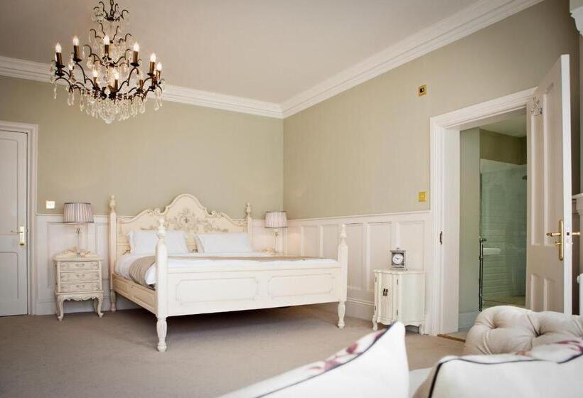 مبيت وإفطار Manor By The Lake