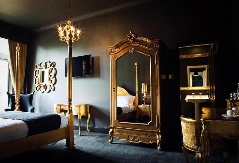 مبيت وإفطار Manor By The Lake