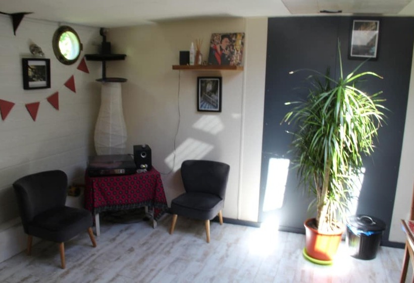 민박 Péniche Alclair