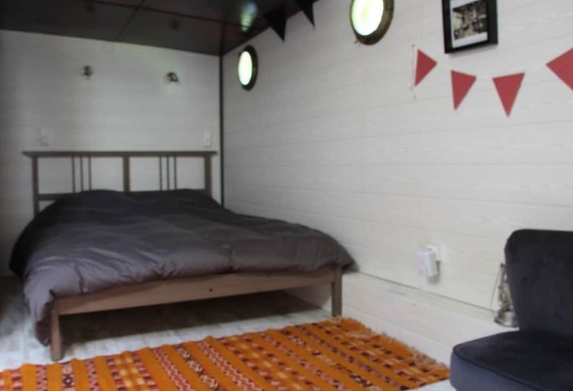 민박 Péniche Alclair