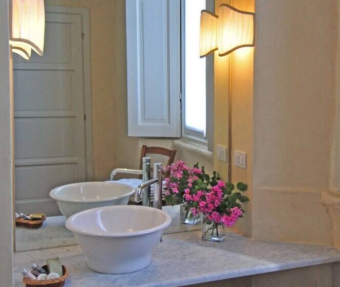 مبيت وإفطار Villa Cavadini Relais