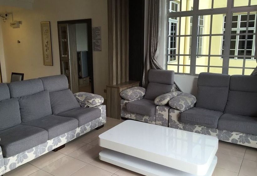 Crown Imperial Court