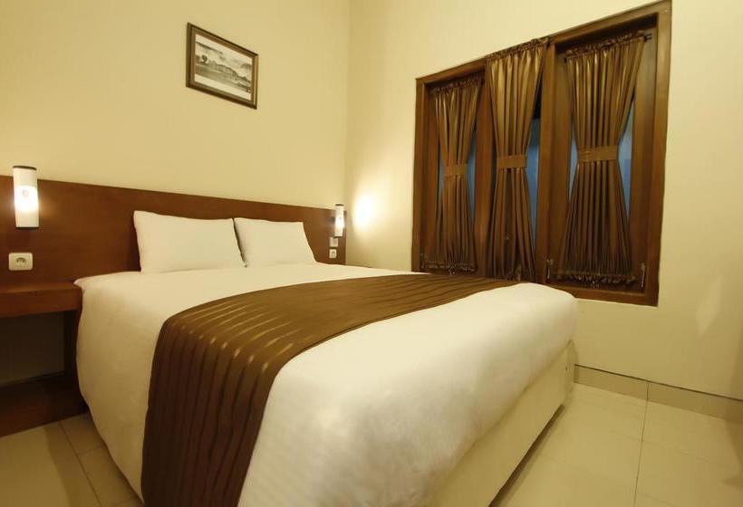 Fotos del hotel Grand Surya Hotel Yogyakarta:  13