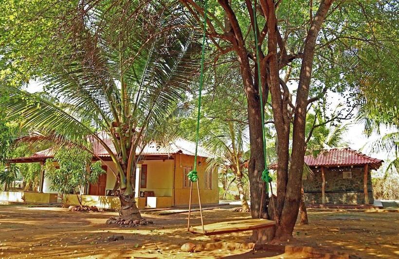 Heina Nature Resort & Yala Safari