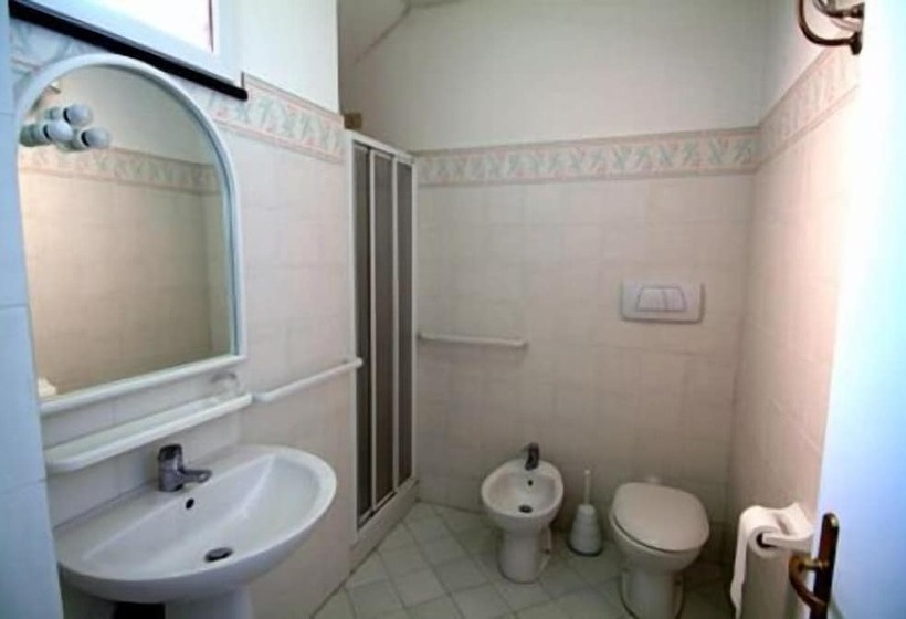 Отель Agriturismo L'ulivo E Il Mare