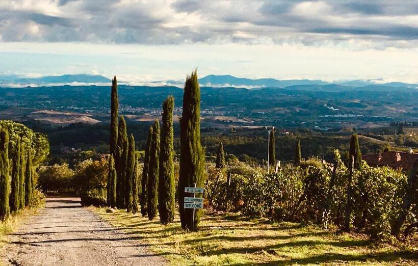 هتل Agriturismo Rigone In Chianti