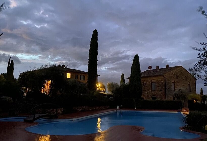 هتل Agriturismo Rigone In Chianti