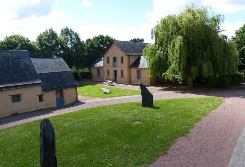 בית מלון כפרי Anjou Golf And Country Club