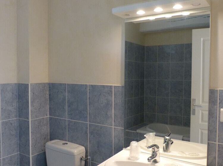 בית מלון כפרי Anjou Golf And Country Club