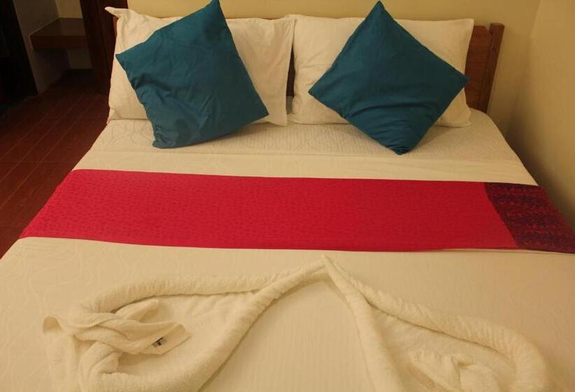 هتل Aqua Travel Lodge