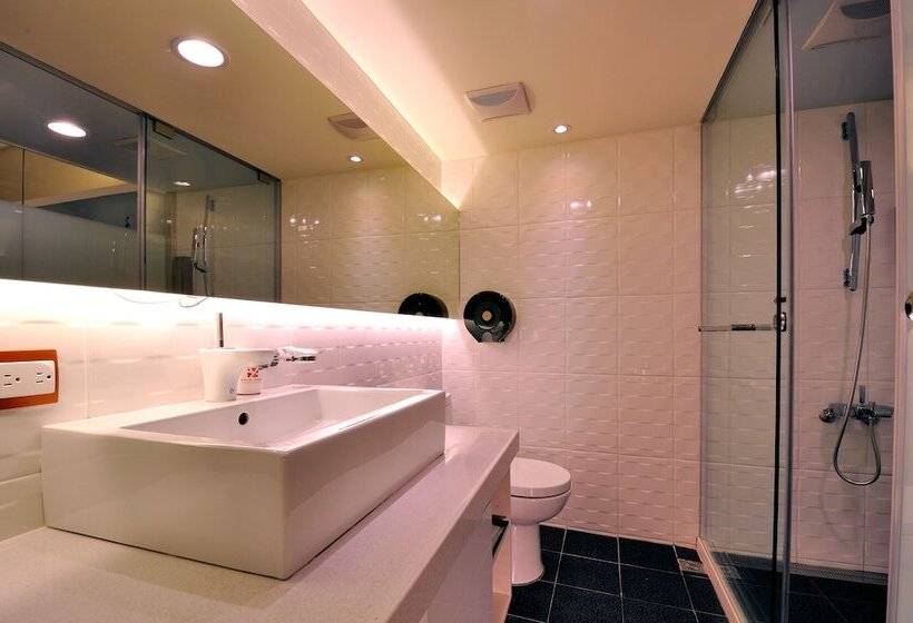 هتل Audi Garden Business