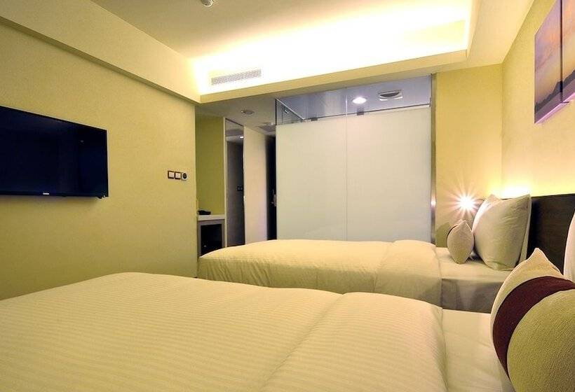 هتل Audi Garden Business