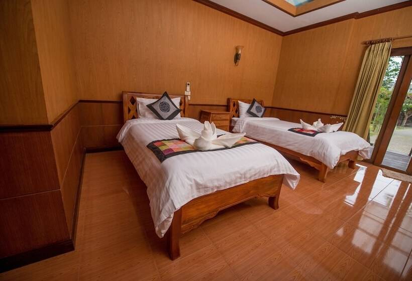 فندق Baan Baitan Resort