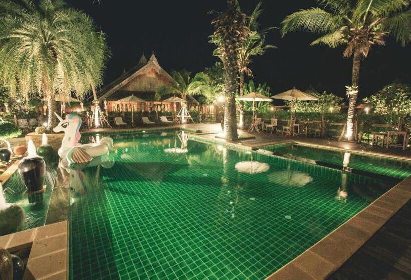 فندق Baan Baitan Resort