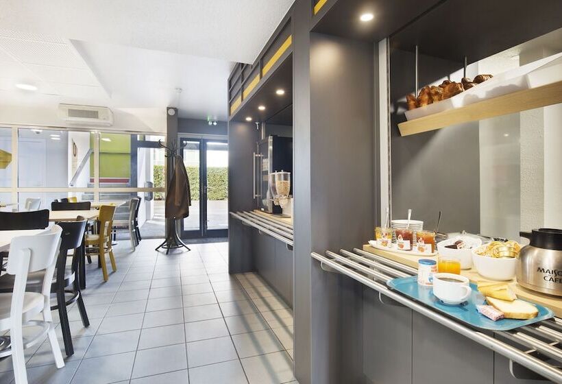 B&B Hotel Lyon St Priest