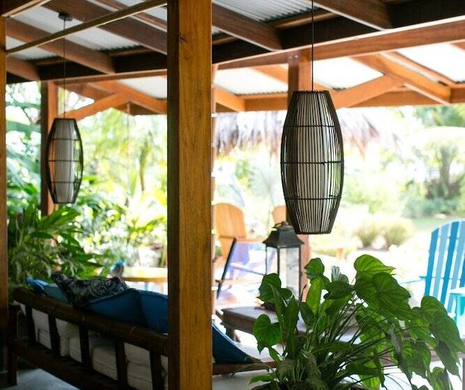 فندق Blue Osa Beach Resort & Spa