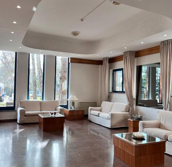 هتل Cristallo Gran Sasso