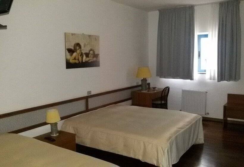 هتل Cristallo Gran Sasso